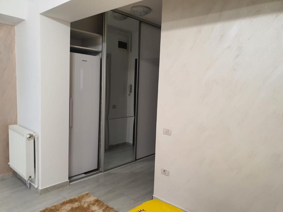 Listone' Apartment 12 Mamaia Nord Năvodari Eksteriør billede