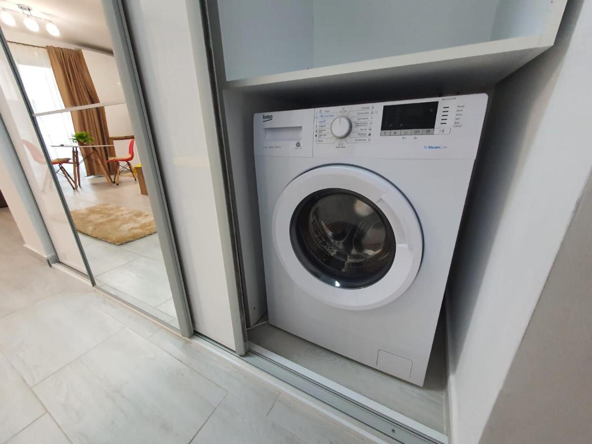 Listone' Apartment 12 Mamaia Nord Năvodari Eksteriør billede