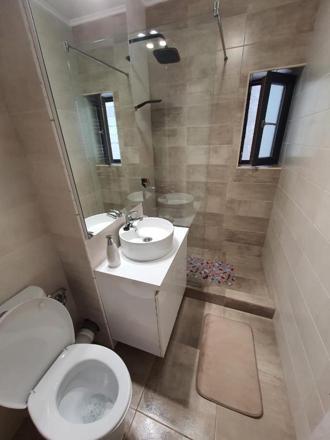 Listone' Apartment 12 Mamaia Nord Năvodari Eksteriør billede